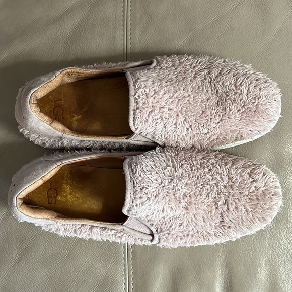 UGG Ricci Slip On Fuzzy Shoes - Picture 7 of 11